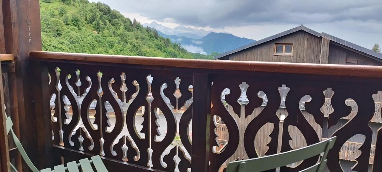 Pied des pistes, pleine nature Ustou Exterior foto